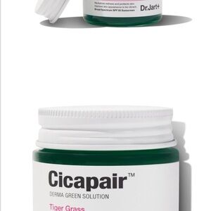 Cicapair Tiger Grass Moisturizer - Green